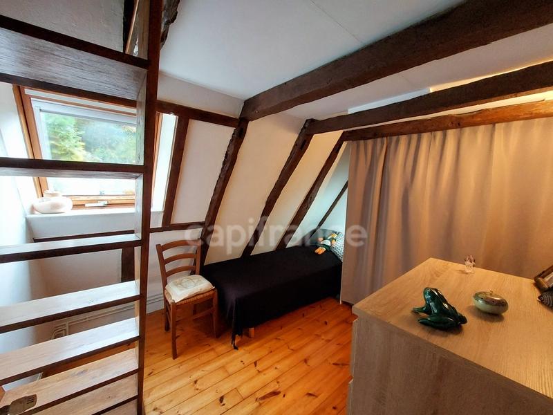 Maison - 230 m² - 10 pièces