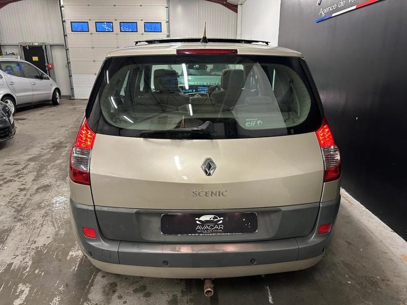 Renault Scénic II 2.0 i 136cv Boîte auto / Toit Ouvrant