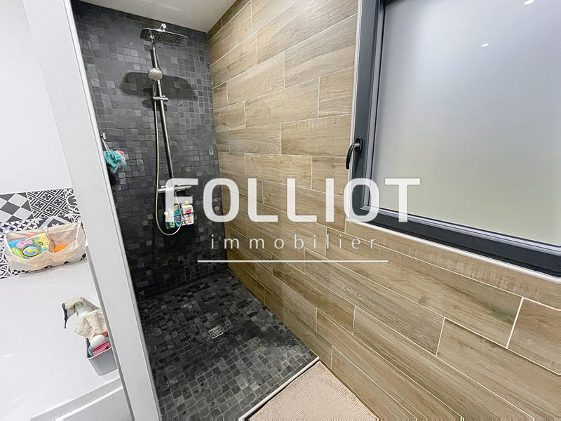 Maison - 143 m² - 6 pièces