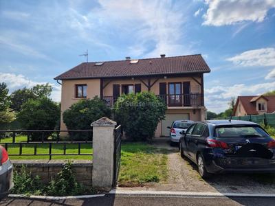 Maison - 100 m² - 6 pièces