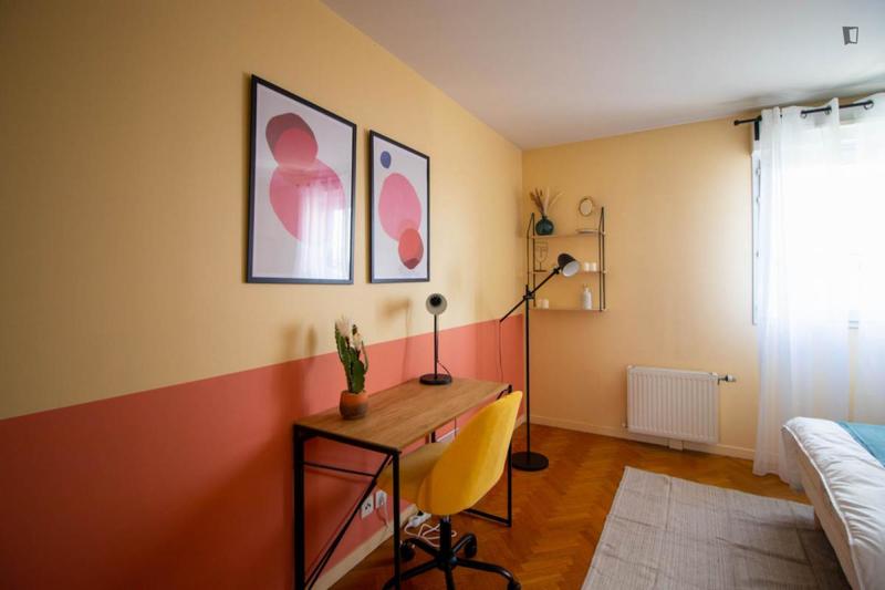 Chambre - 15 m² - 4 pièces