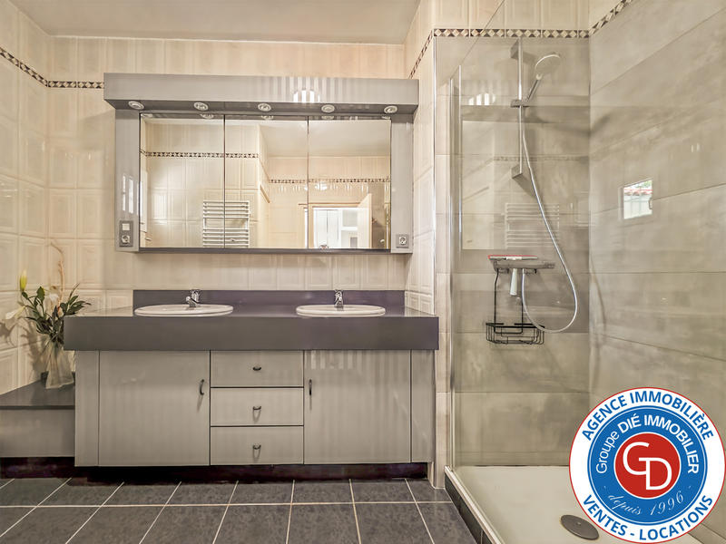 Maison - 115 m² - 5 pièces