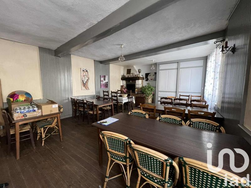 Maison - 219 m² - 11 pièces