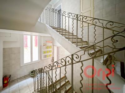 Immeuble - 482 m² - 23 pièces