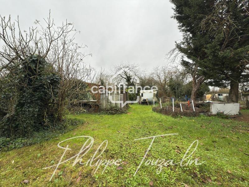 Terrain de loisirs - 1 465 m²