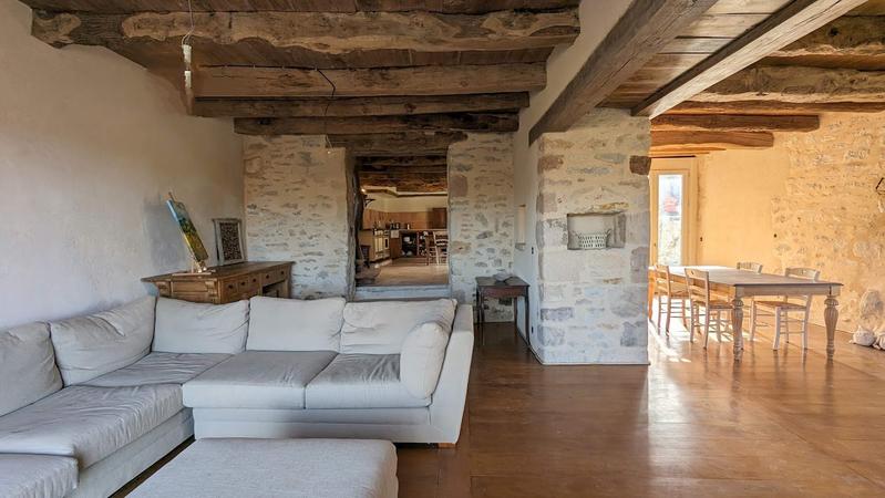Maison - 187 m² - 4 pièces