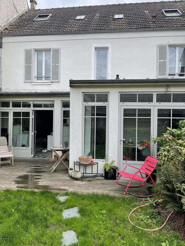 Propriété - 200 m² - 10 pièces