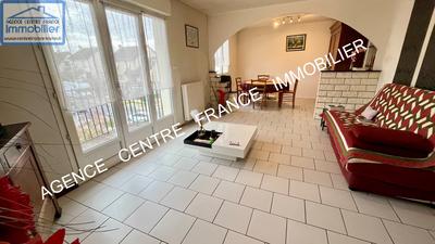 Appartement - 86 m² - 5 pièces