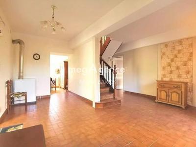 Maison - 130 m² - 7 pièces