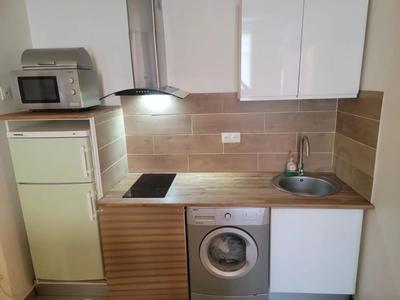 Appartement - 98 m² - 6 pièces