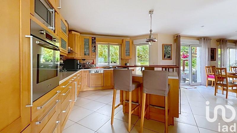 Maison - 172 m² - 7 pièces