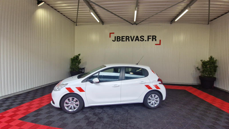 Peugeot 208 affaire Puretech 82 Ss Premium Pack