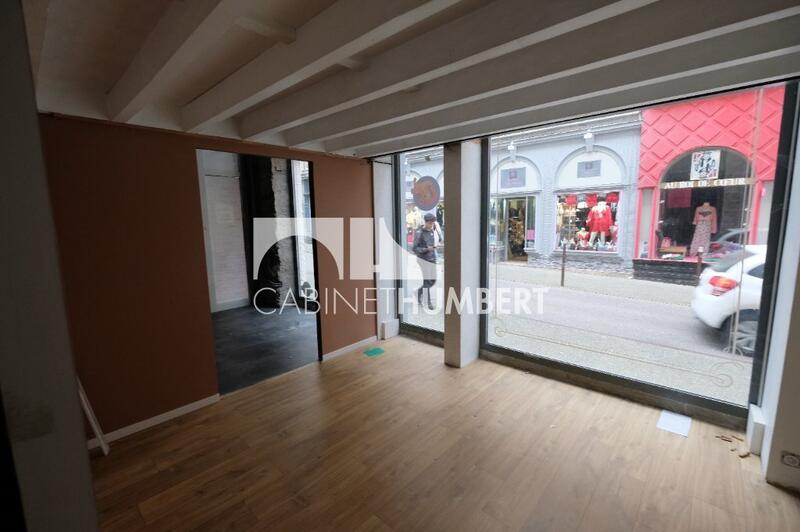 Local commercial - 240 m²