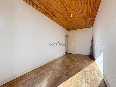 Maison - 83 m² - 3 pièces