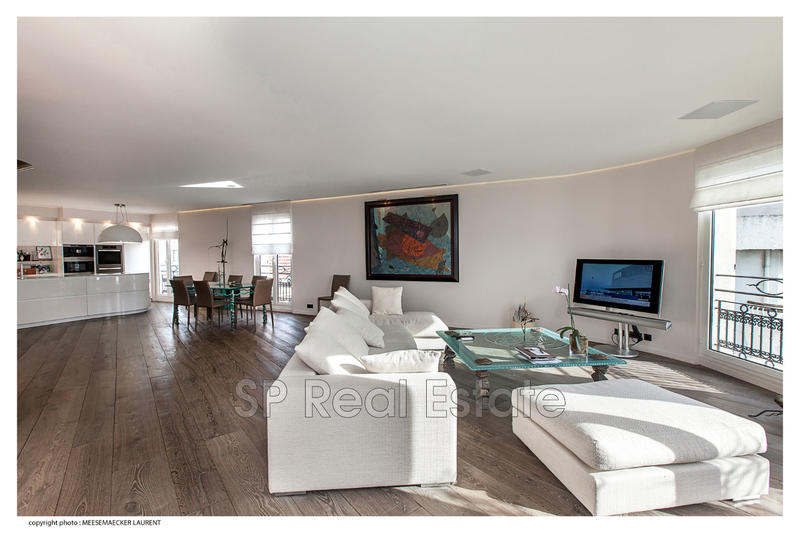 Appartement - 157 m² - 4 pièces