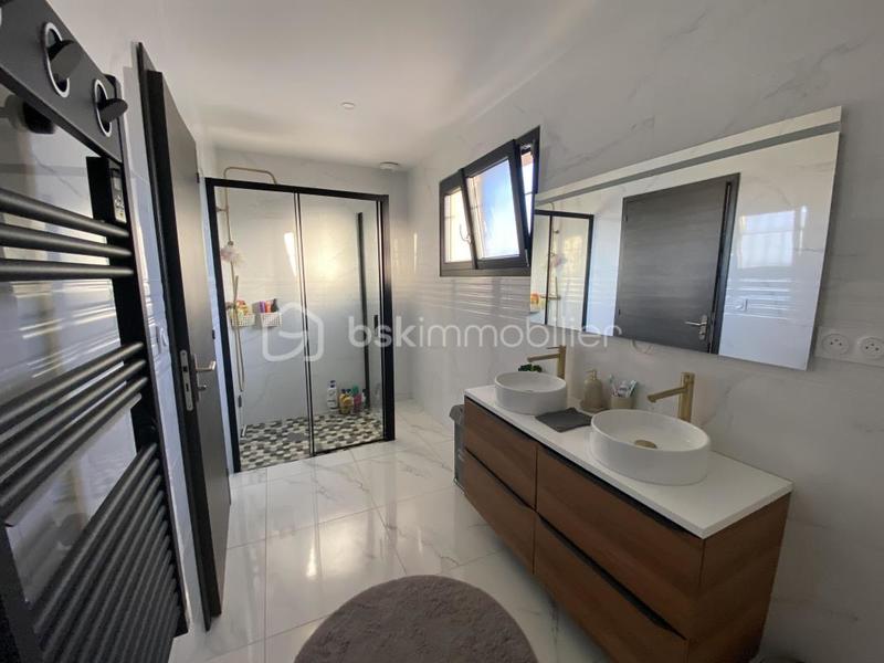 Villa - 130 m² - 5 pièces