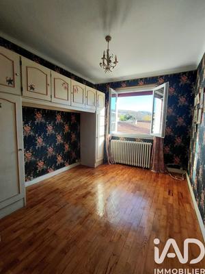 Maison - 79 m² - 5 pièces