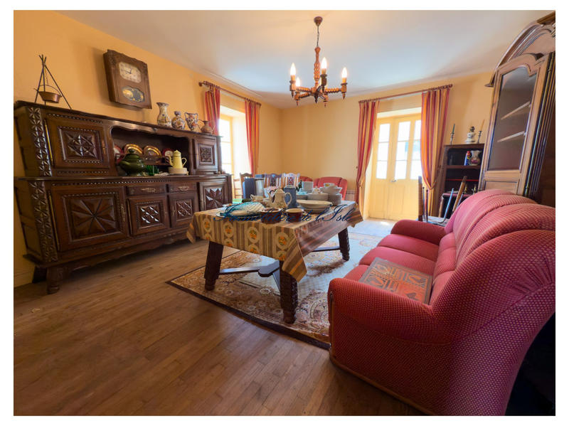 Maison - 144 m² - 6 pièces