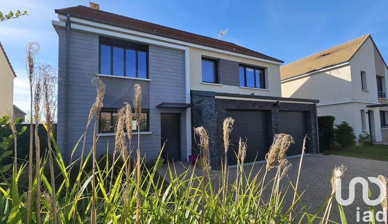 Maison - 140 m² - 6 pièces