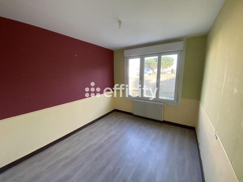 Maison - 232 m² - 8 pièces