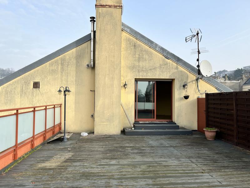 Appartement - 135 m² - 4 pièces