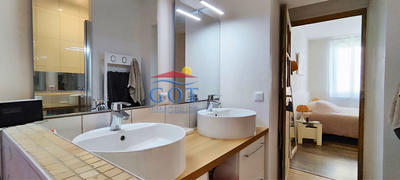 Maison - 224 m² - 6 pièces