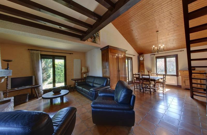 Villa - 147 m² - 6 pièces