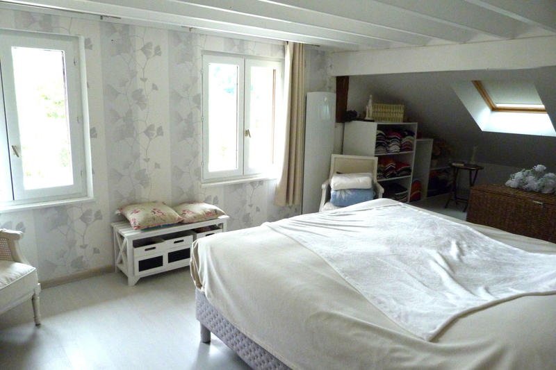 Maison - 205 m² - 10 pièces