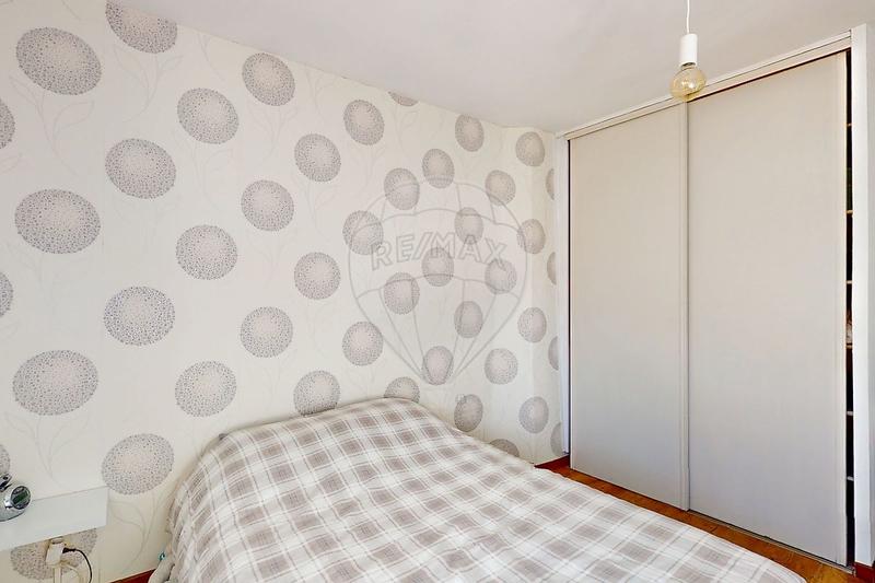 Maison - 96 m² - 5 pièces