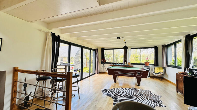 Maison - 95 m² - 6 pièces