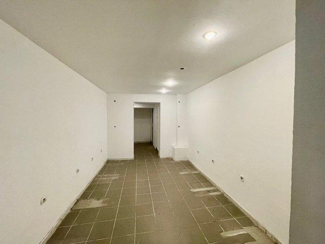 Local d'activités - 57 m² - 3 pièces