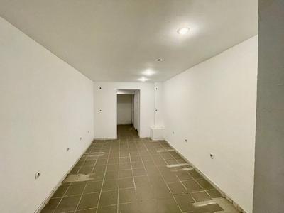 Local d'activités - 57 m² - 3 pièces