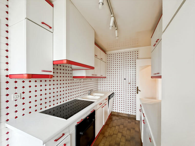 Appartement - 98 m² - 5 pièces