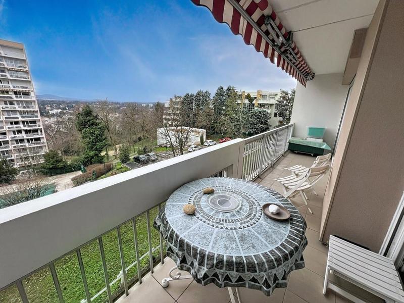 Appartement - 107 m² - 5 pièces