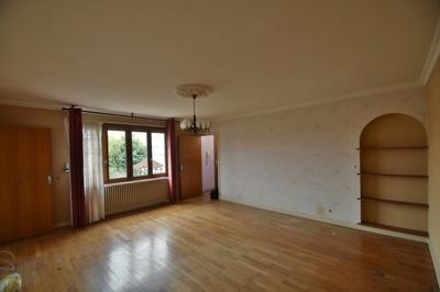 Maison - 139 m² - 5 pièces