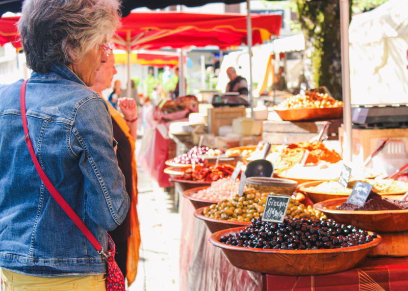 Marché du vendredi à Ribérac