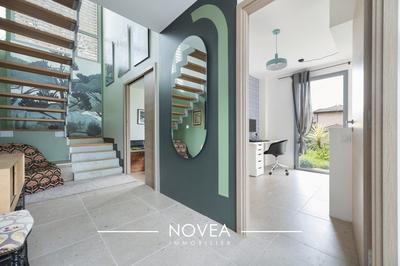 Maison contemporaine - 171 m² - 6 pièces