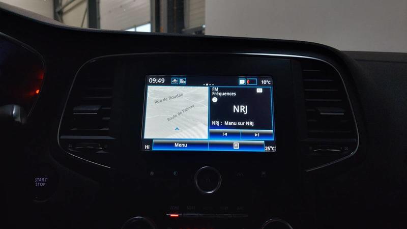 Renault Mégane IV Berline Business Blue dCi 115