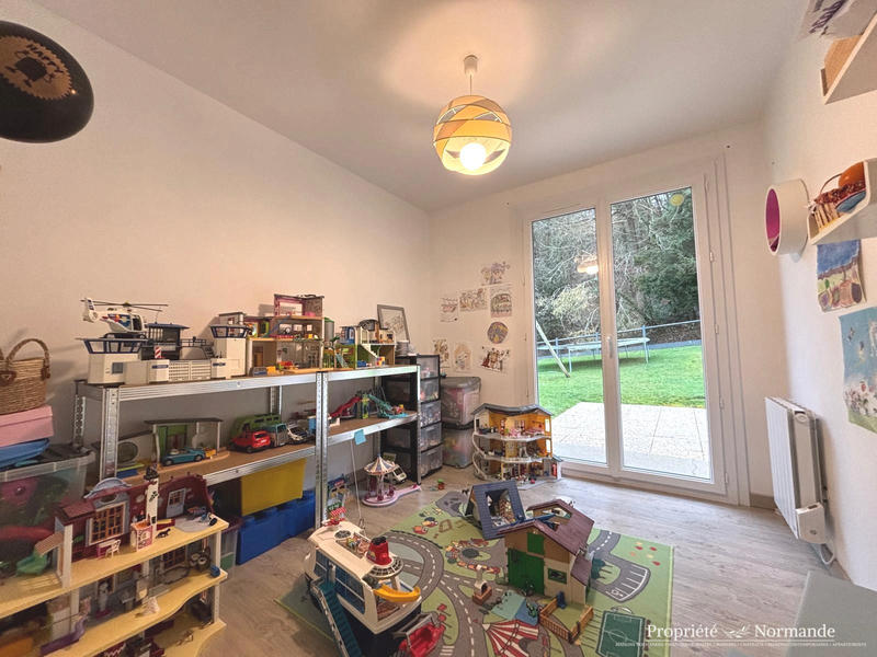 Maison - 115 m² - 5 pièces