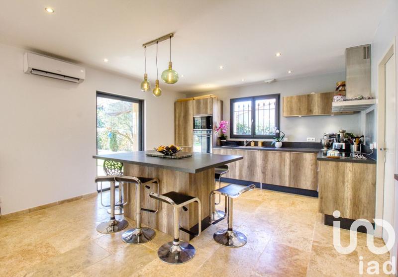 Maison de maîtres - 177 m² - 6 pièces