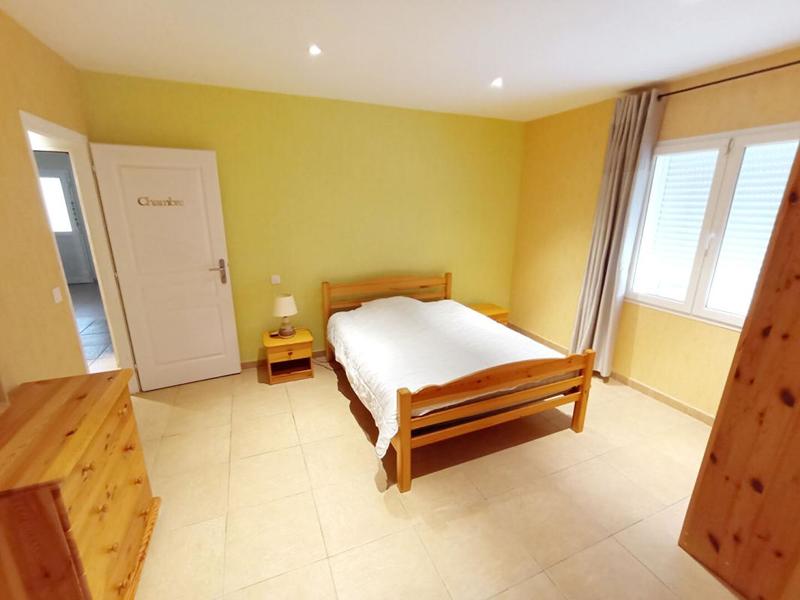 Maison - 310 m² - 7 pièces