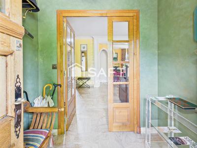 Maison - 380 m² - 13 pièces