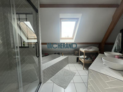 Maison contemporaine - 220 m² - 10 pièces