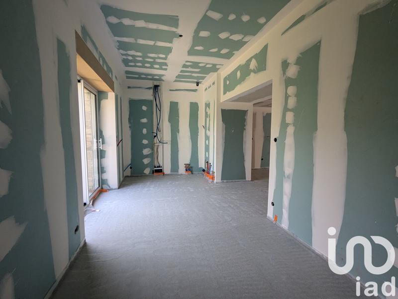 Maison - 202 m² - 5 pièces