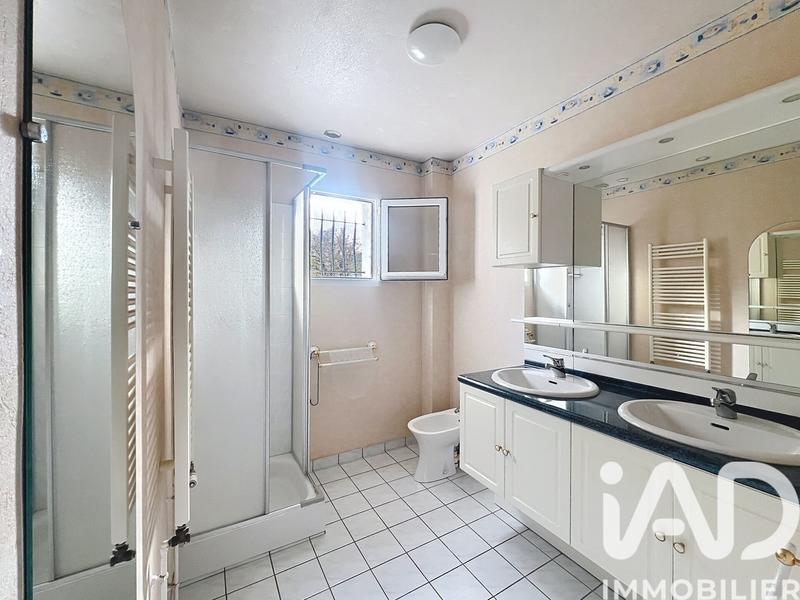 Maison - 165 m² - 6 pièces