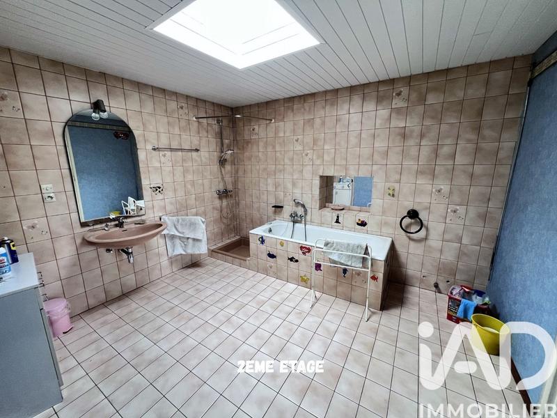 Maison de village - 400 m² - 15 pièces