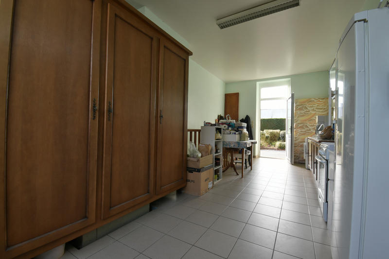 Maison - 220 m² - 10 pièces