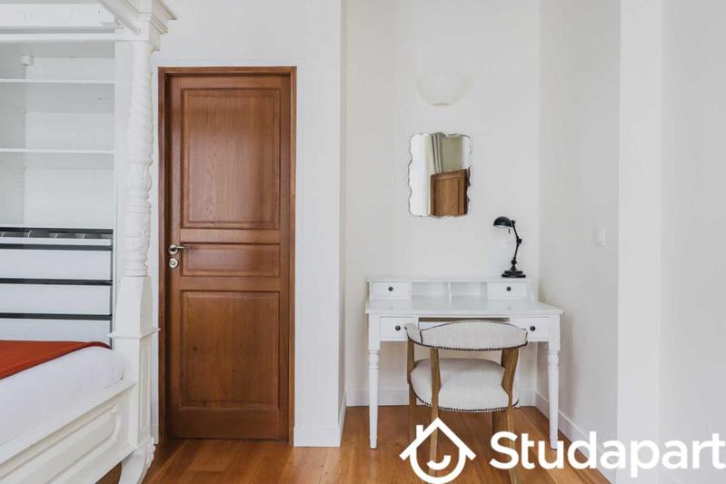 Appartement - 96 m² - 2 pièces