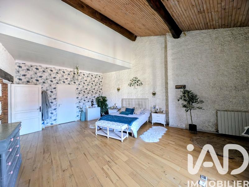 Duplex - 229 m² - 6 pièces