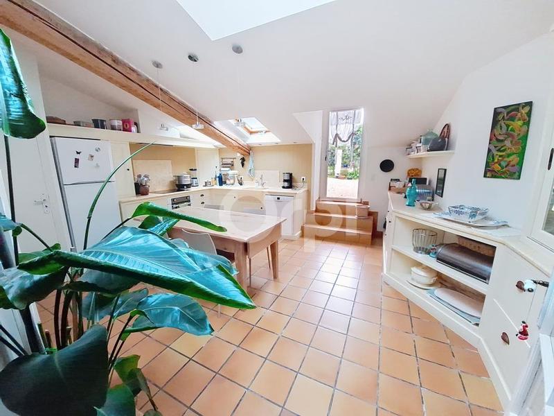 Maison - 138 m² - 4 pièces